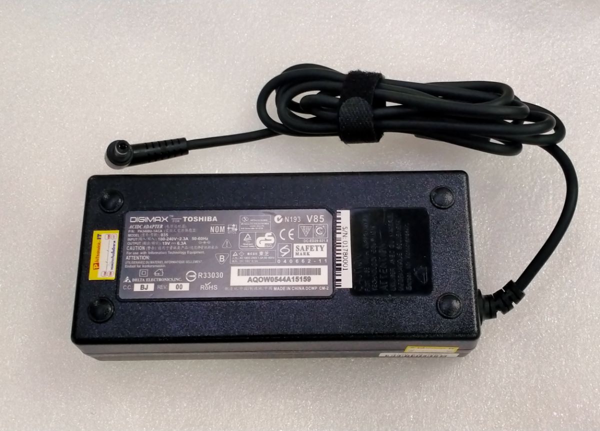 Adapter Toshiba 19V 6.3A(5.5*2.5)oem